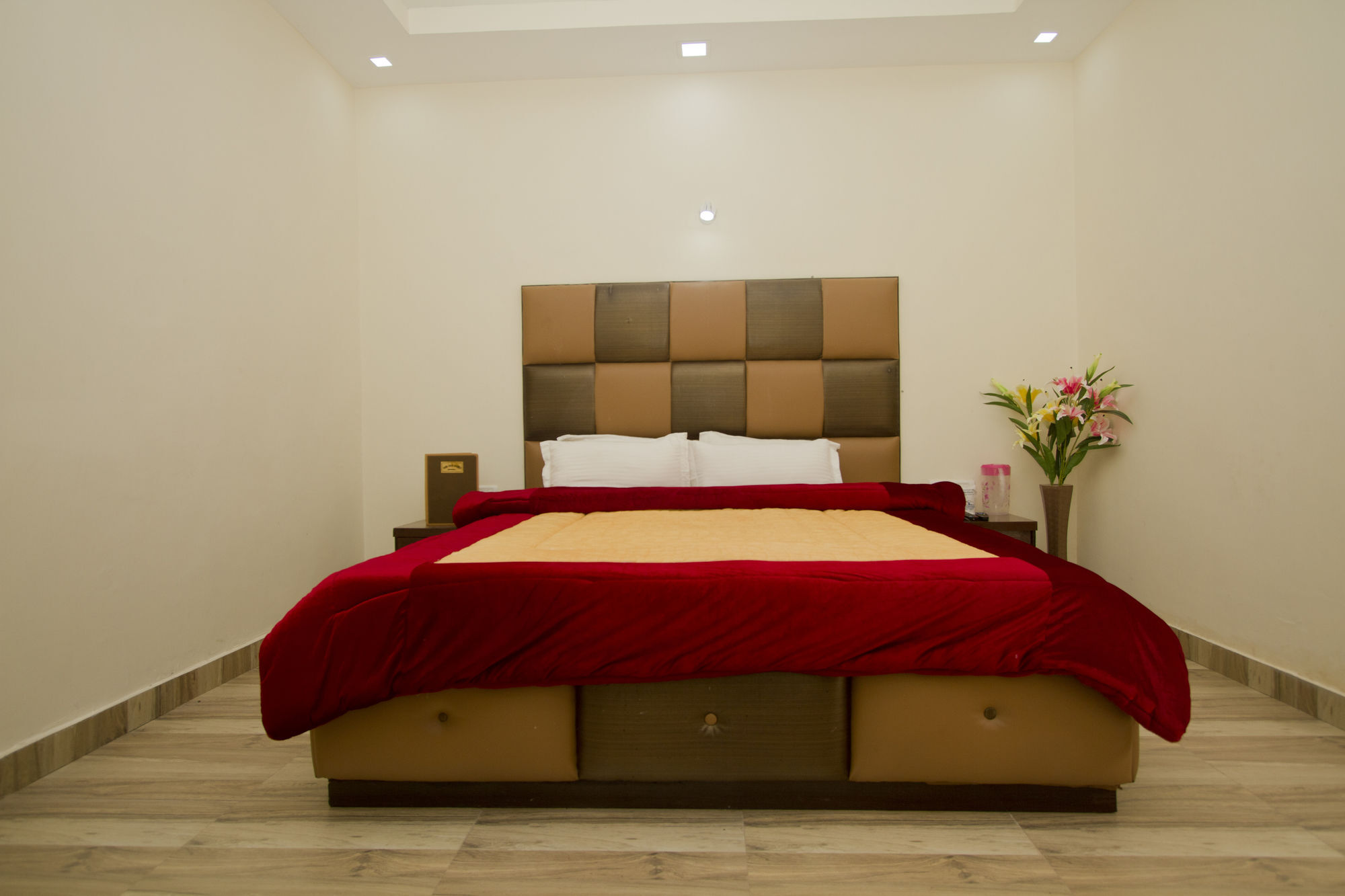 Adb Rooms Snow Touch Resort Manali  Exterior photo