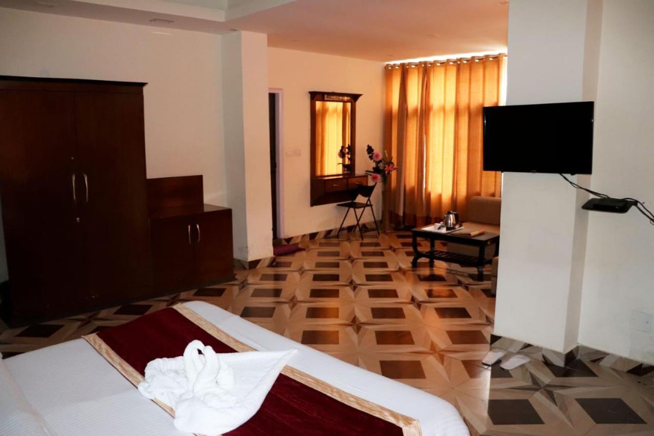 Adb Rooms Snow Touch Resort Manali  Exterior photo